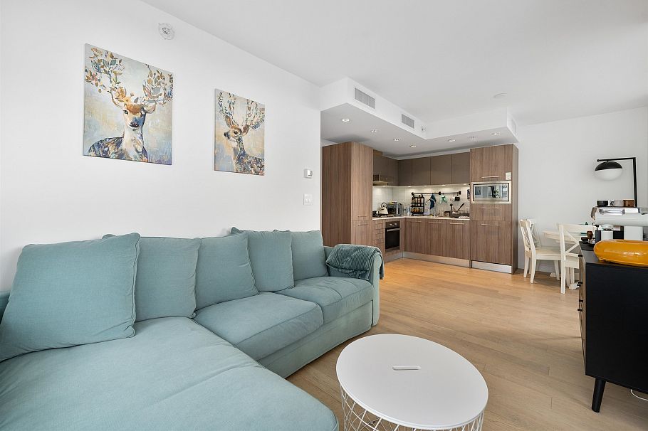 1210 2220 Kingsway Vancouver, BC - 17