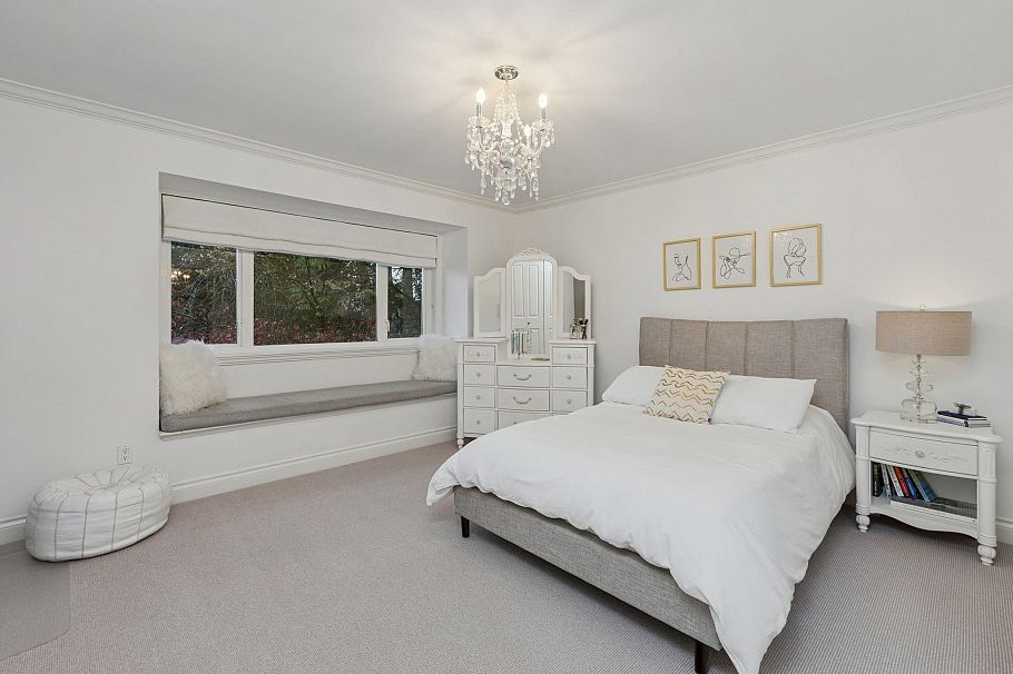 4081 Woodbury Avenue North Vancouver, BC - 28