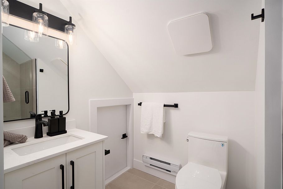 2612 Horley Street Vancouver, BC - 20