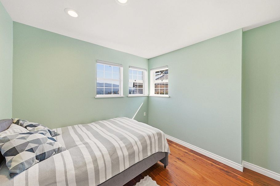 4063 Shone Road North Vancouver, BC - 25