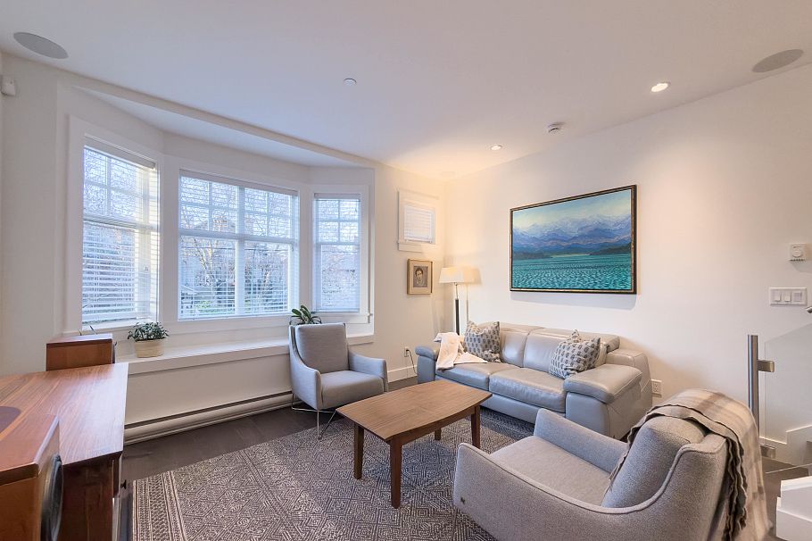 922 W 15th Avenue Vancouver, BC - 6