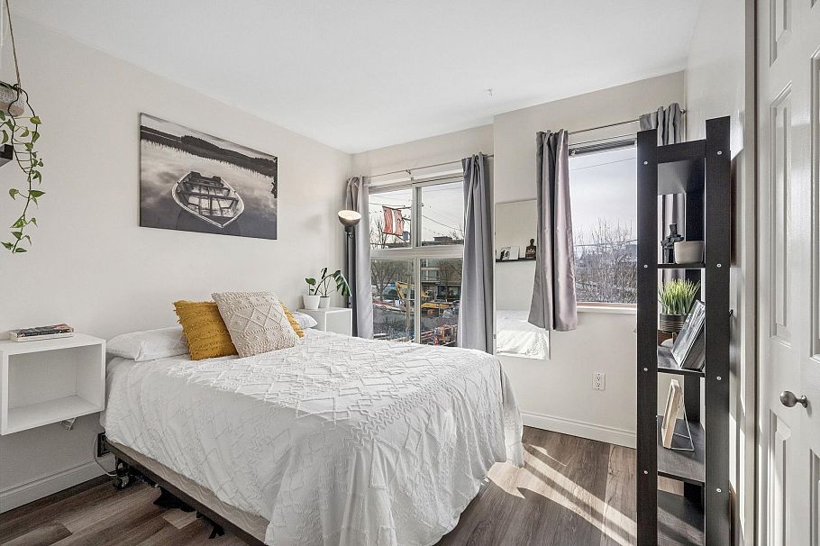 308 688 E 16th Avenue Vancouver, BC - 13