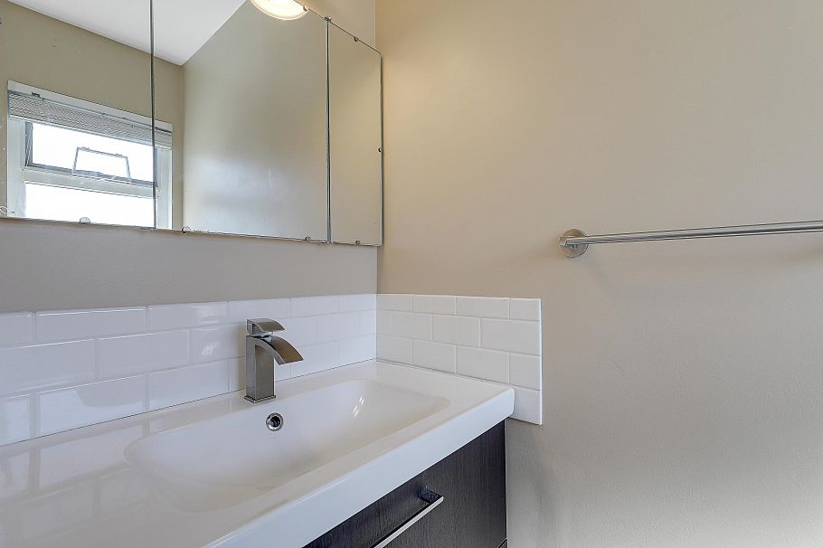 3523 Allan Road North Vancouver, BC - 17