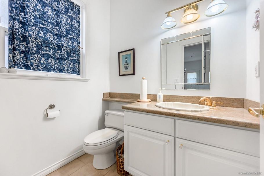 2154 Burquitlam Drive Vancouver, BC - 13