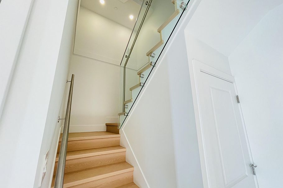 1 2452 Harrison Drive Vancouver, BC - 8