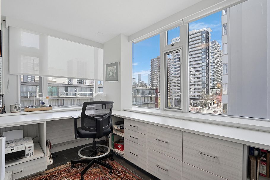 701 1762 Davie Street Vancouver, BC - 15