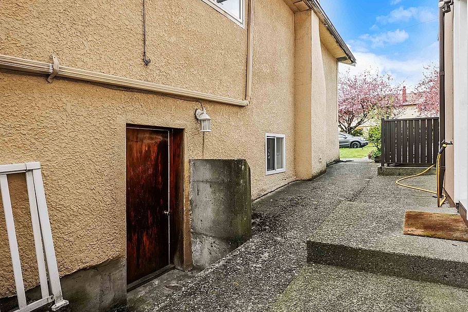 620 Slocan Street Vancouver, BC - 28