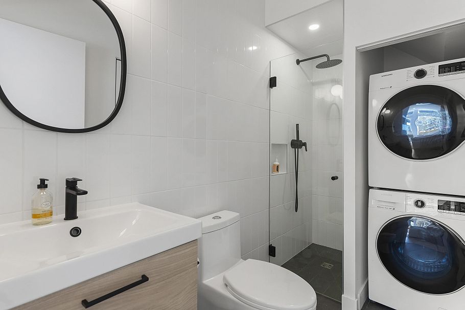 1065 E Pender Street Vancouver, BC - 29