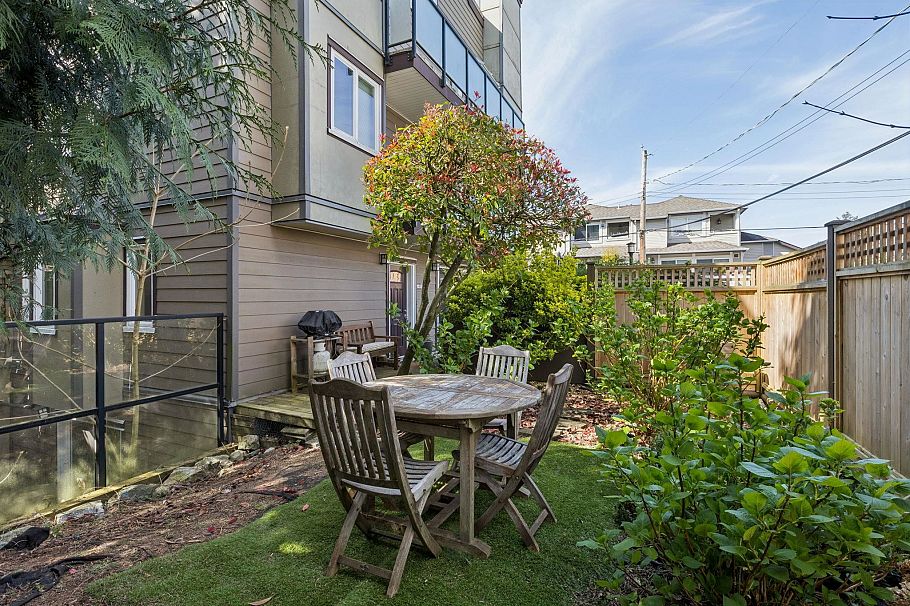 152A W 18th Street North Vancouver, BC - 29