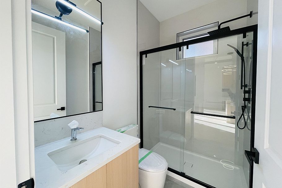 1 2452 Harrison Drive Vancouver, BC - 7