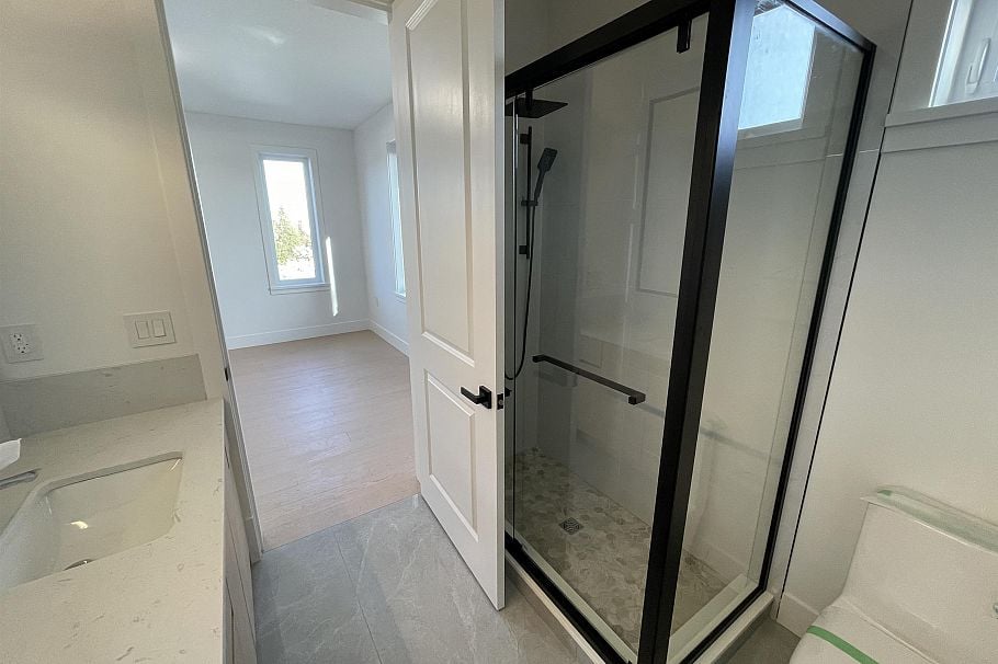 2 2452 Harrison Drive Vancouver, BC - 17