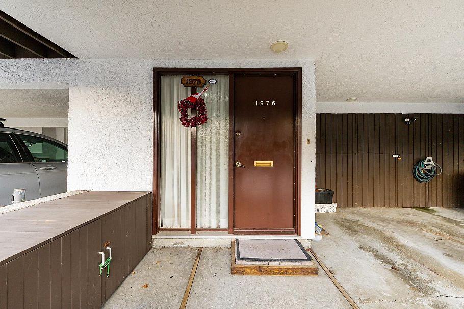 1976 Purcell Way North Vancouver, BC - 21