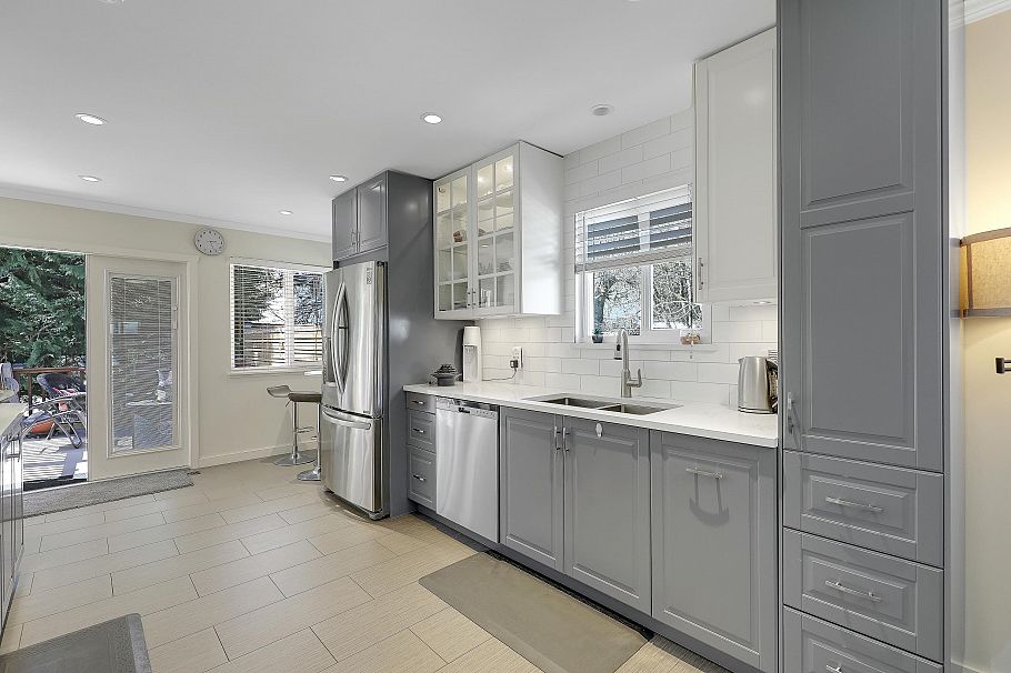 3523 Allan Road North Vancouver, BC - 8