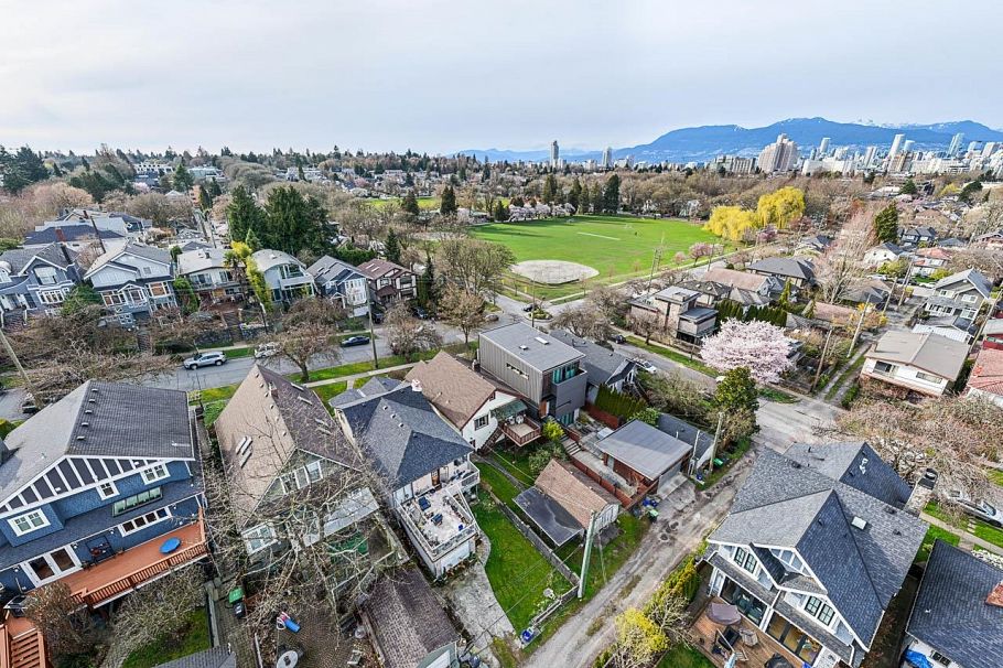 3832 Heather Street Vancouver, BC - 25