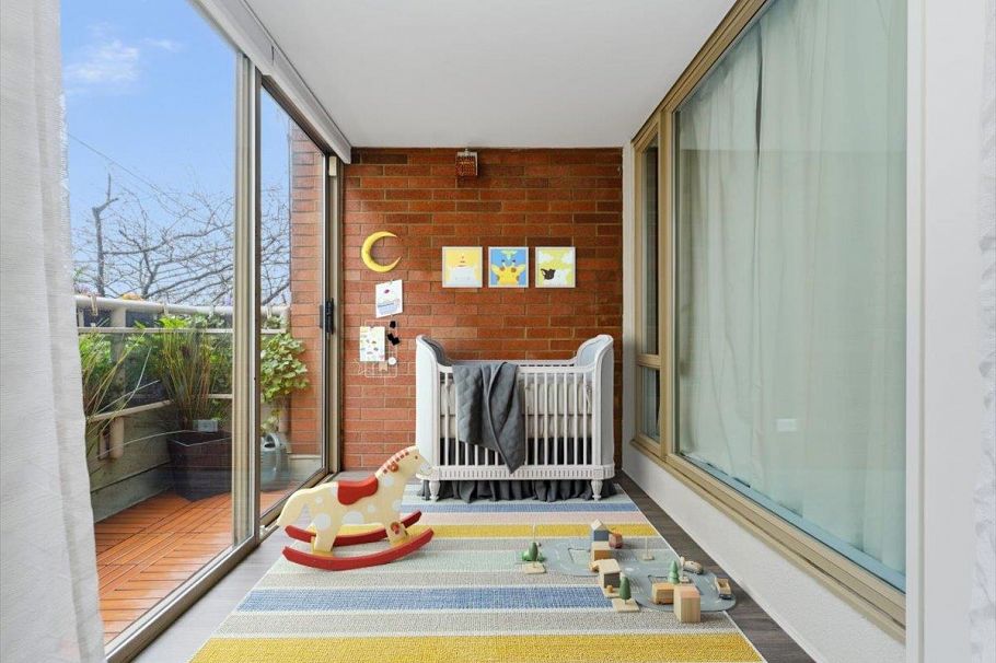 205 2438 Heather Street Vancouver, BC - 6