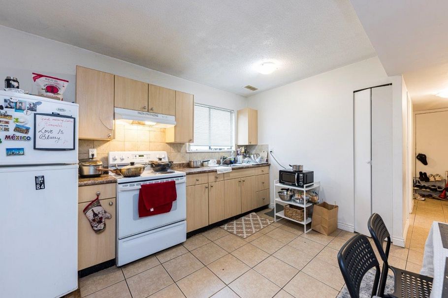 431 E 18th Avenue Vancouver, BC - 29