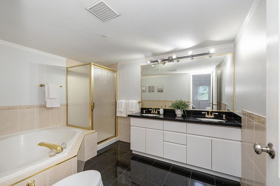 306 1023 Wolfe Street Vancouver, BC - 13