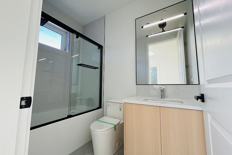 1 2452 Harrison Drive Vancouver, BC - 12