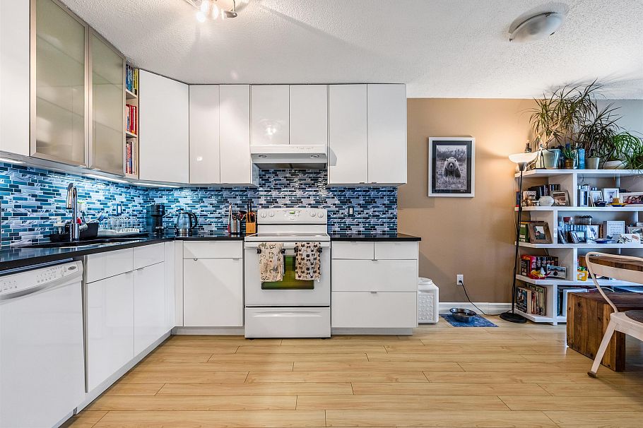 208 808 E 8 Avenue Vancouver, BC - 1