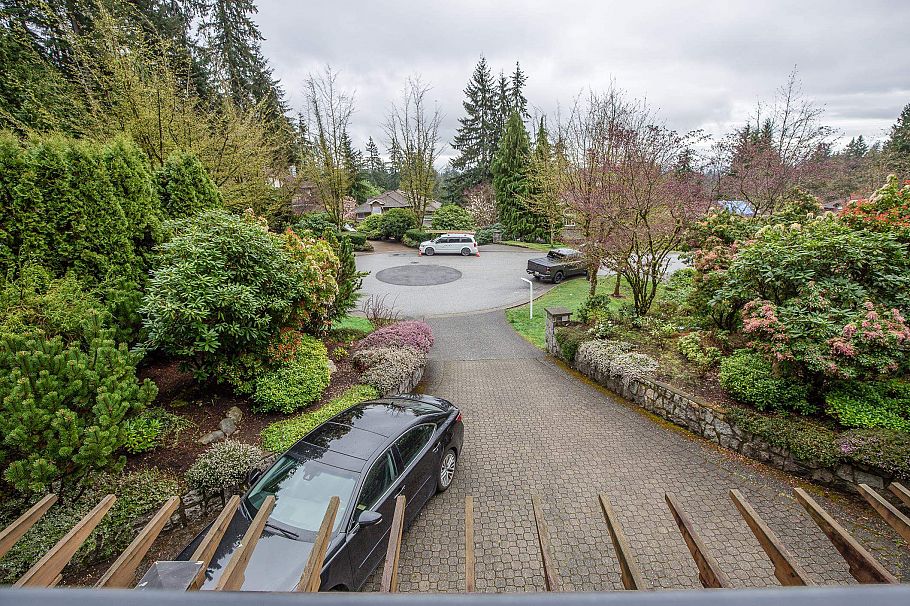 3973 Braemar Place North Vancouver, BC - 6