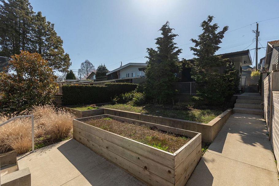 2732 Wall Street Vancouver, BC - 31