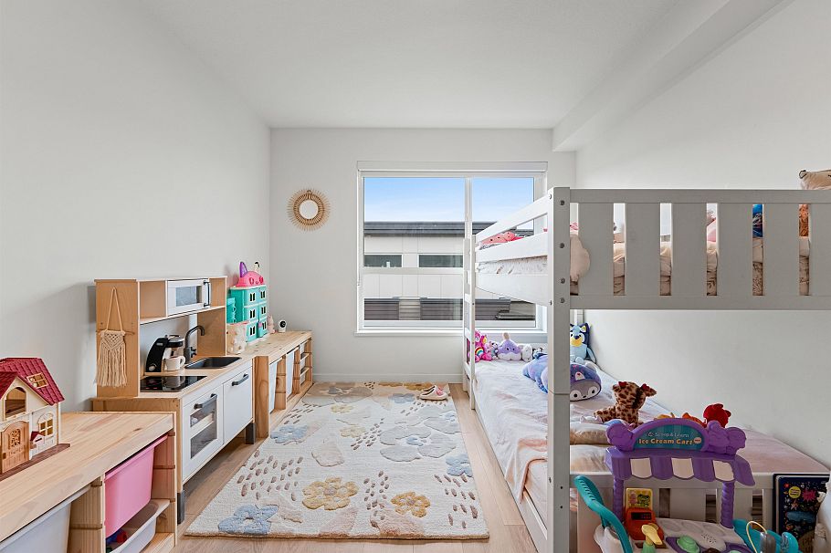 7 533 E 3rd Street North Vancouver, BC - 25