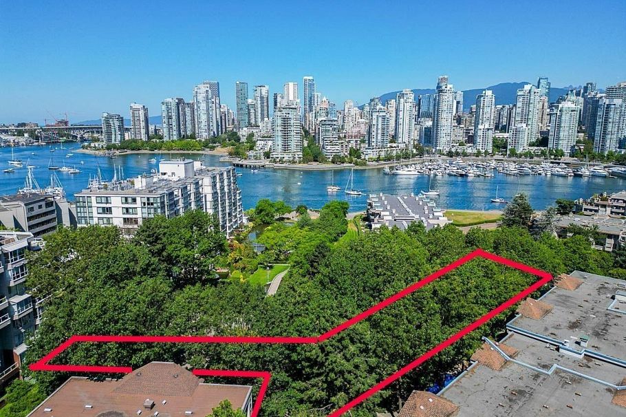 500 Starboard Square Vancouver, BC - 5