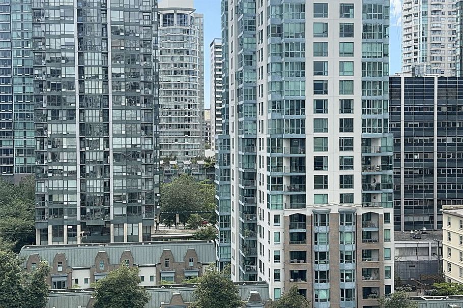 1404 1228 W Hastings Street Vancouver, BC - 12