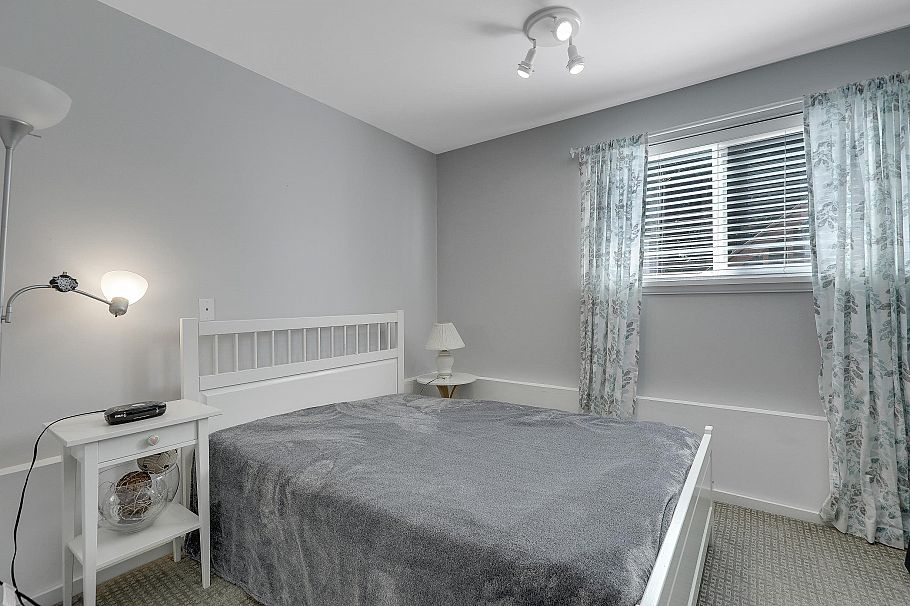 3523 Allan Road North Vancouver, BC - 22