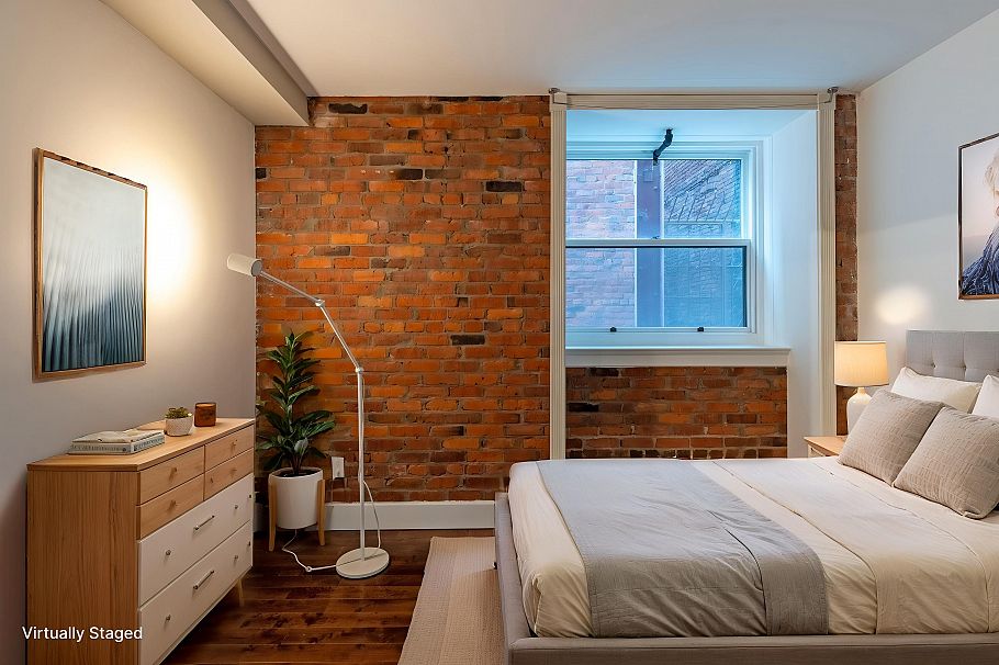 205 233 Abbott Street Vancouver, BC - 3