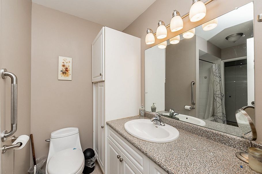 1976 Purcell Way North Vancouver, BC - 15