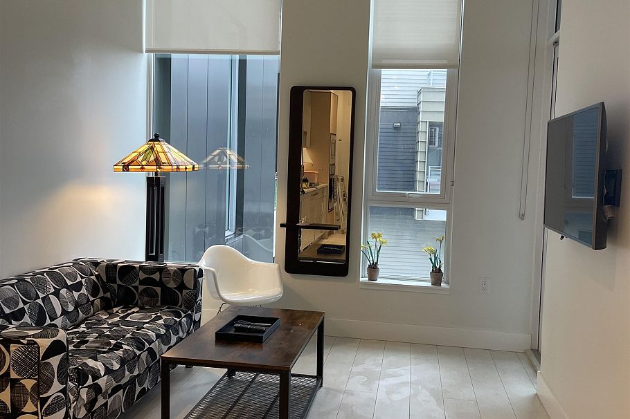 426 3438 Sawmill Crescent Vancouver, BC - 10