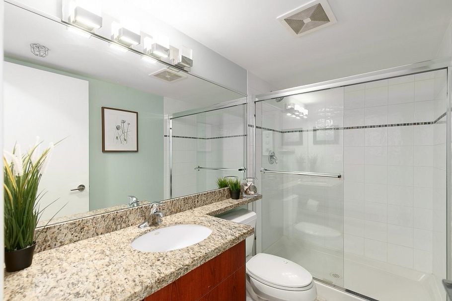 605 120 Milross Avenue Vancouver, BC - 17