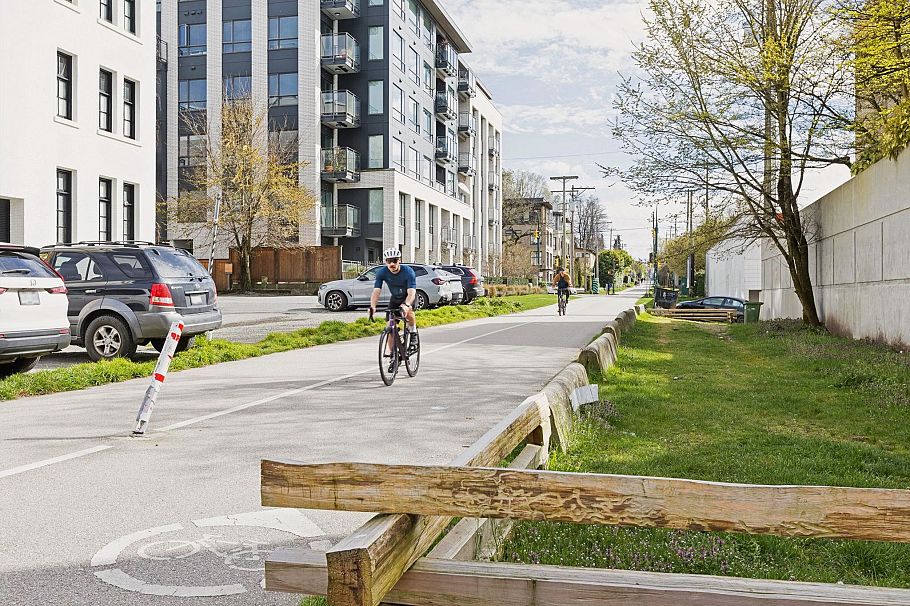 PH4 2088 W 11th Avenue Vancouver, BC - 31