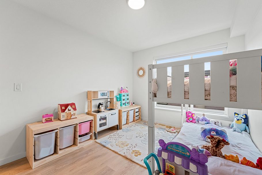 7 533 E 3rd Street North Vancouver, BC - 26