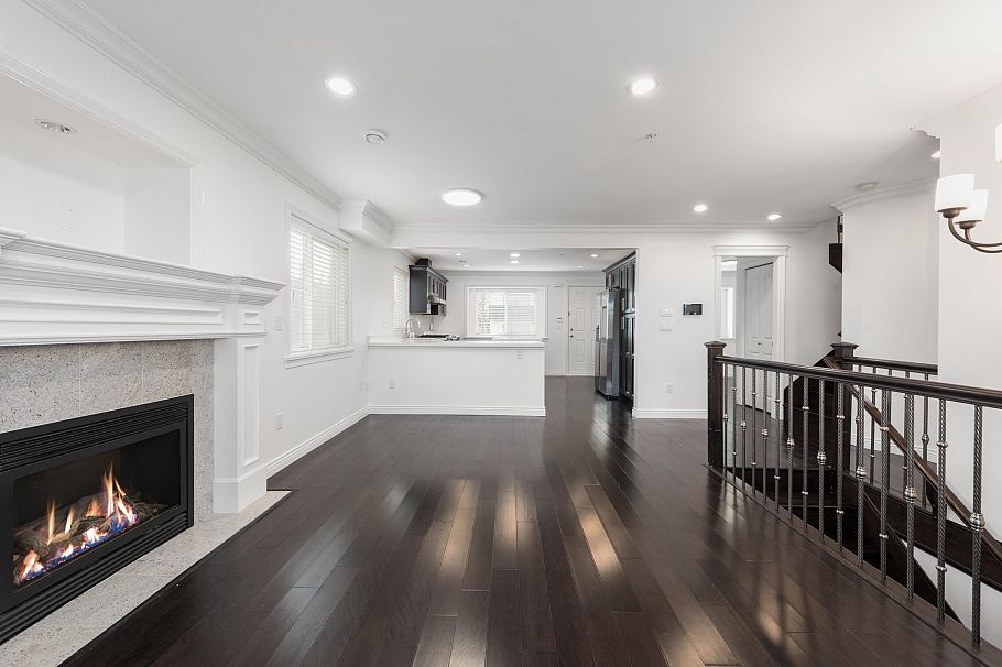 3136 E 47th Avenue Vancouver, BC - 7