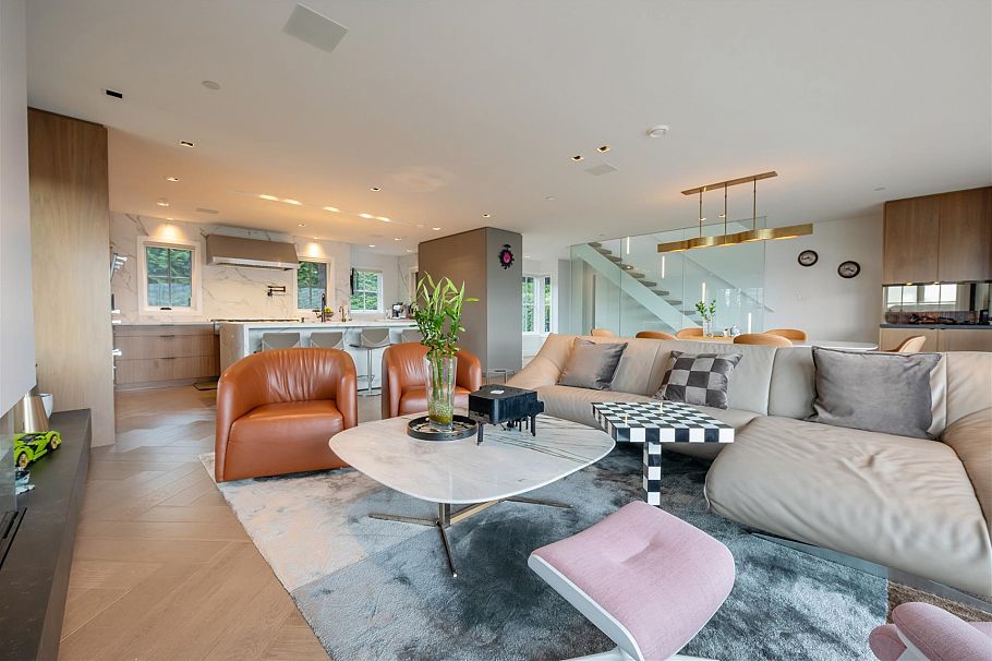 4546 Langara Avenue Vancouver, BC - 20