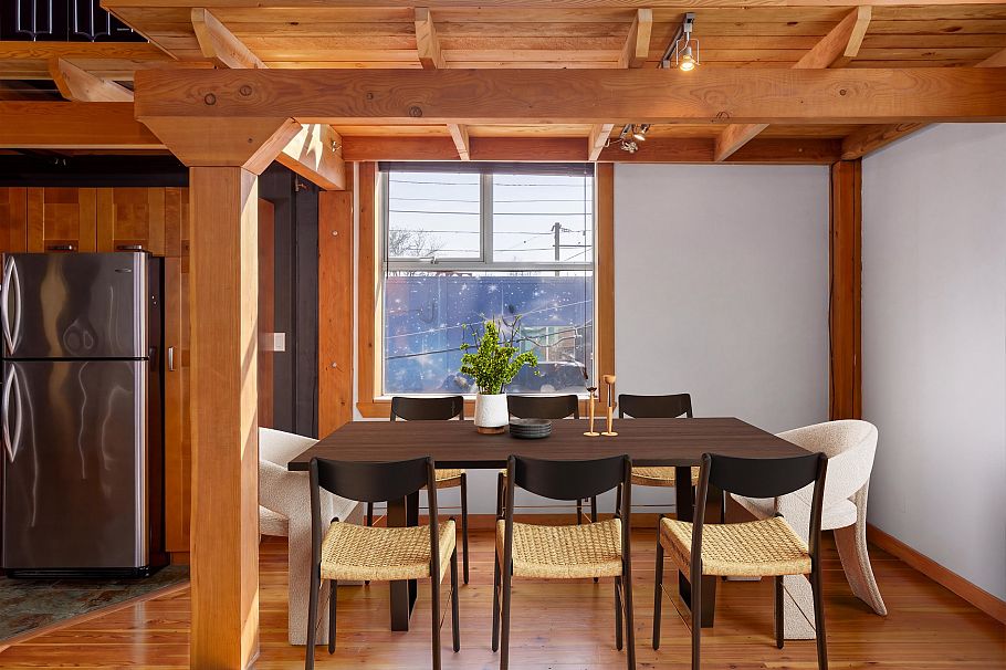 211 1220 E Pender Street Vancouver, BC - 6