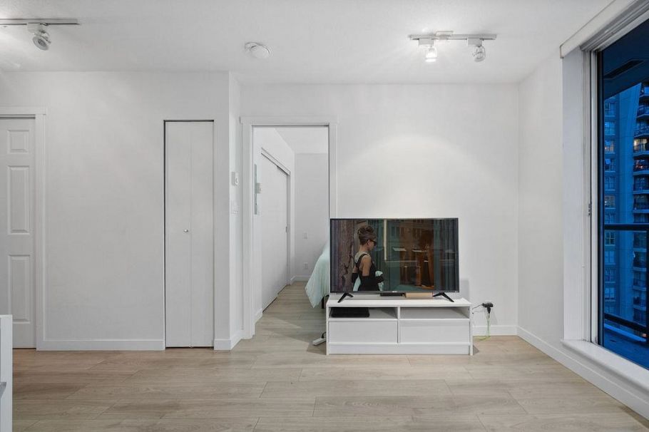 1103 1010 Richards Street Vancouver, BC - 5