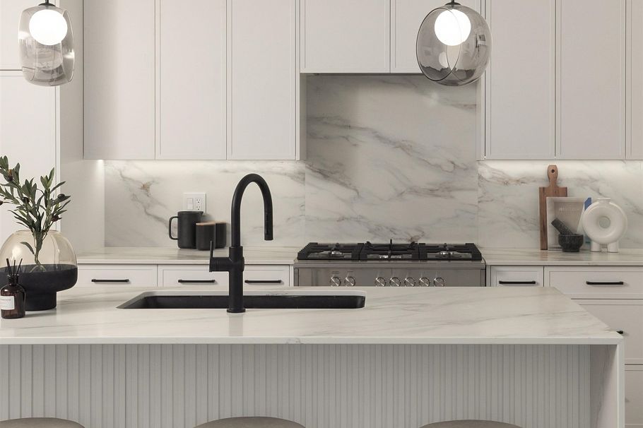 1 421 W 23rd Avenue Vancouver, BC - 5