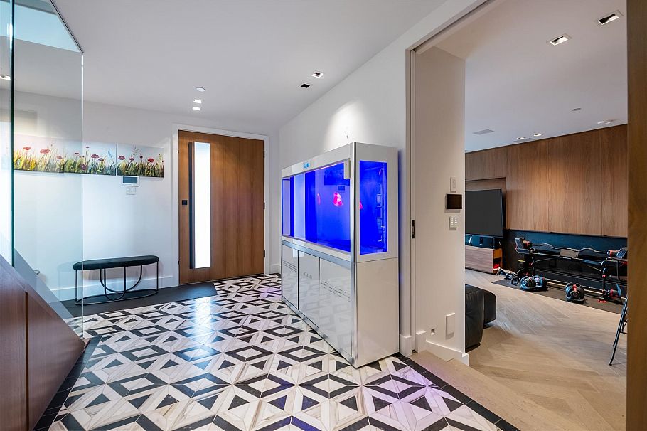 4546 Langara Avenue Vancouver, BC - 11