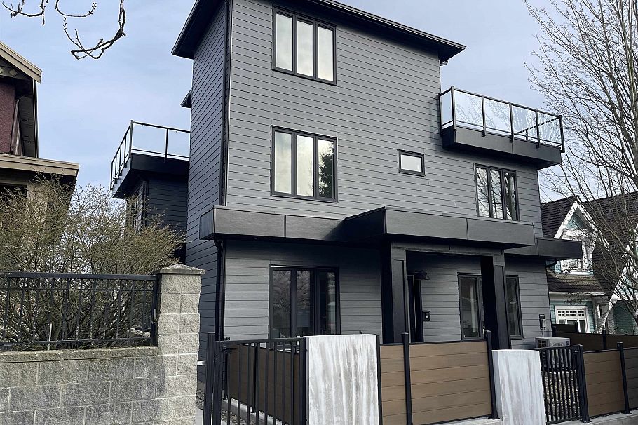 1 2452 Harrison Drive Vancouver, BC - 1