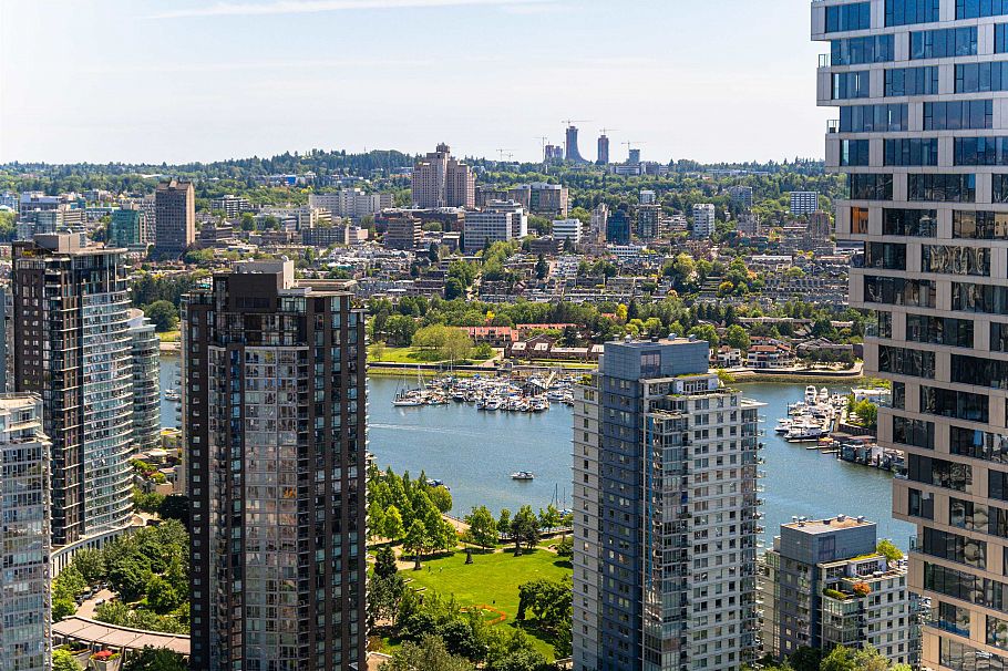 3501 889 Pacific Street Vancouver, BC - 5