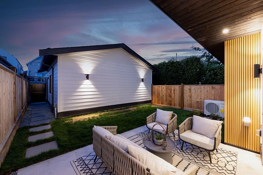 #2 1079 E 14th Avenue Vancouver, BC - 33