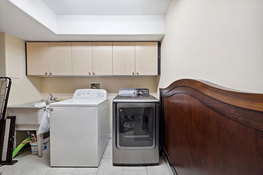 3298 E 2nd Avenue Vancouver, BC - 16