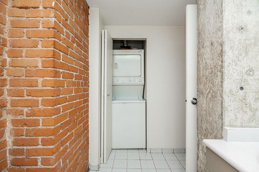 703 518 Beatty Street Vancouver, BC - 25