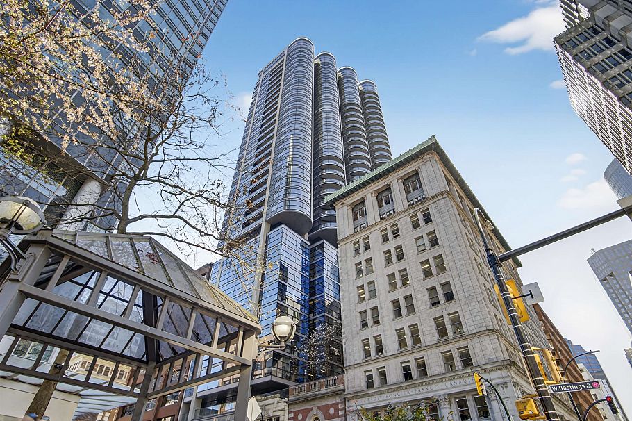 3502 838 W Hastings Street Vancouver, BC - 2