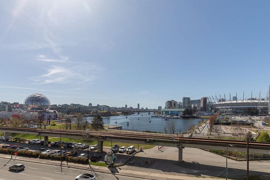 605 120 Milross Avenue Vancouver, BC - 2