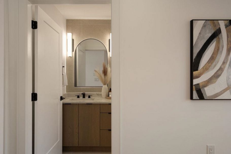 1 2282 E 8th Avenue Vancouver, BC - 30