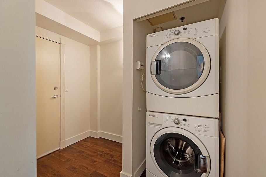 205 233 Abbott Street Vancouver, BC - 23